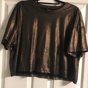 Victoria  Black and Gold   Metallic Sports  Crop Top  XLarge